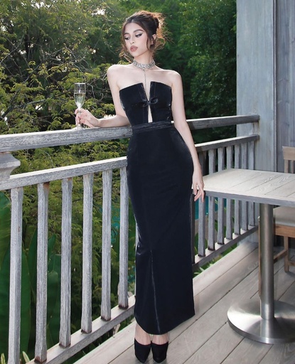 LEONNE DRESS IN BLACK