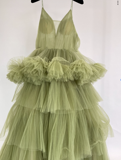 _V Neck Strap Tulle Dress in Green